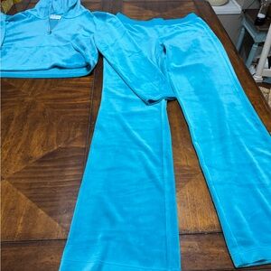 Juicy Couture Lounge/jogger set
